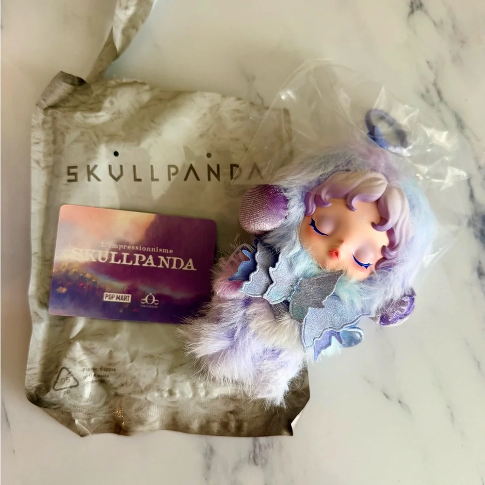 SKULLPANDA Plush Pastel Kids Bag Charm - Picture 3 of 3